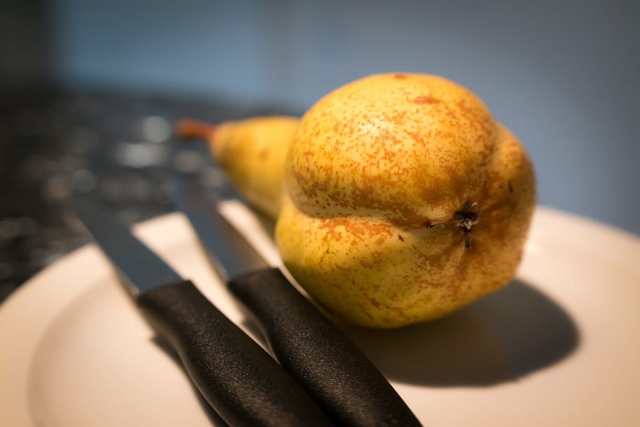pear, knife, fruit, plate, vitamins, sweet, healthy, ripe, food and drink HD wallpaper