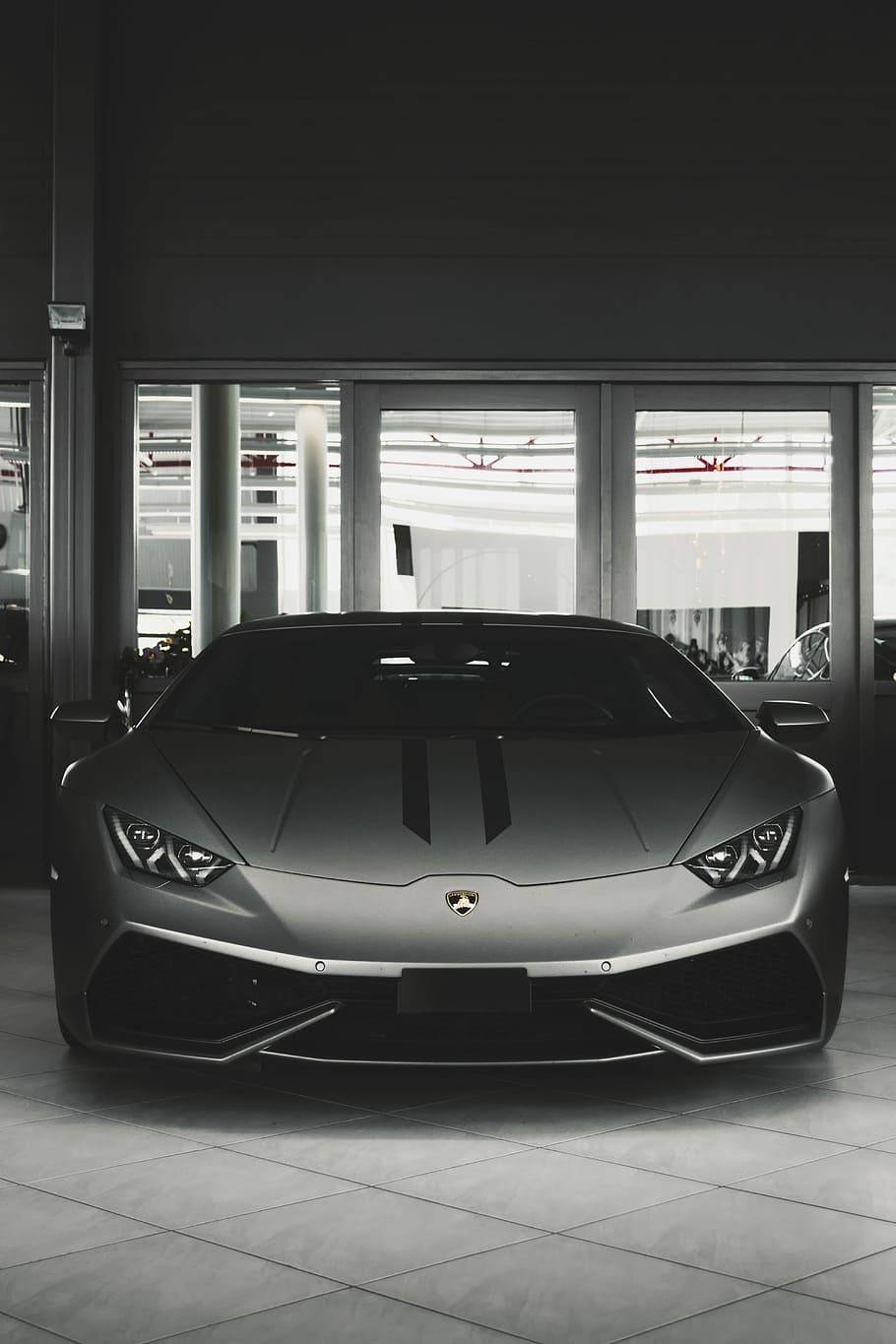 gray coupe on parking area, gray Lamborghini Huracan parked inside the building, HD wallpaper
