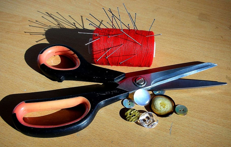 scissors, sewing, coil, buttons, on the table, pins, wood - Material HD wallpaper