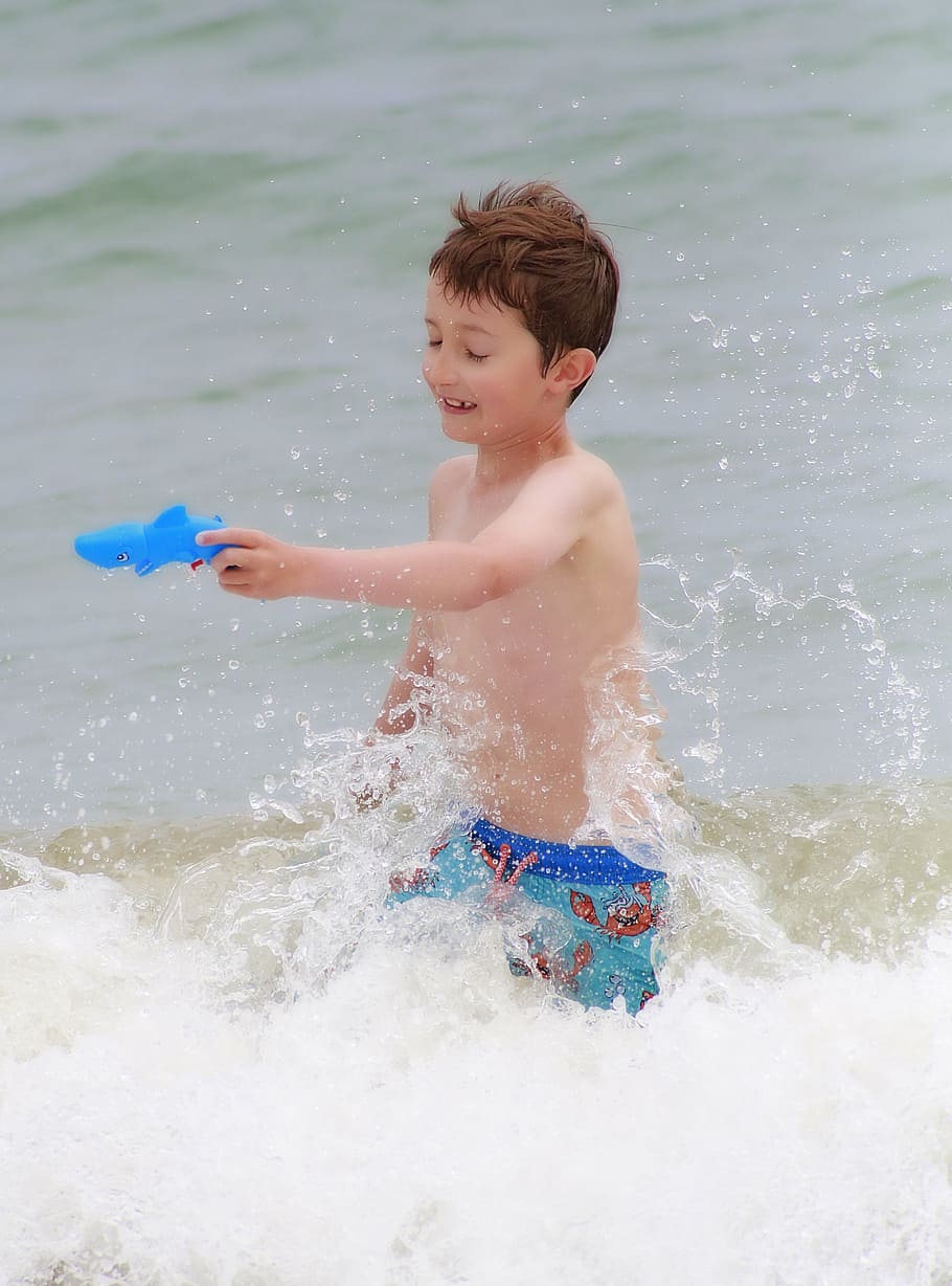 HD wallpaper: child, beach, games, sand, beach game, summer, childhood ...