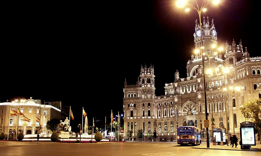 blue bus in front of church, Madrid, Spain, Night, City, Architecture, HD wallpaper