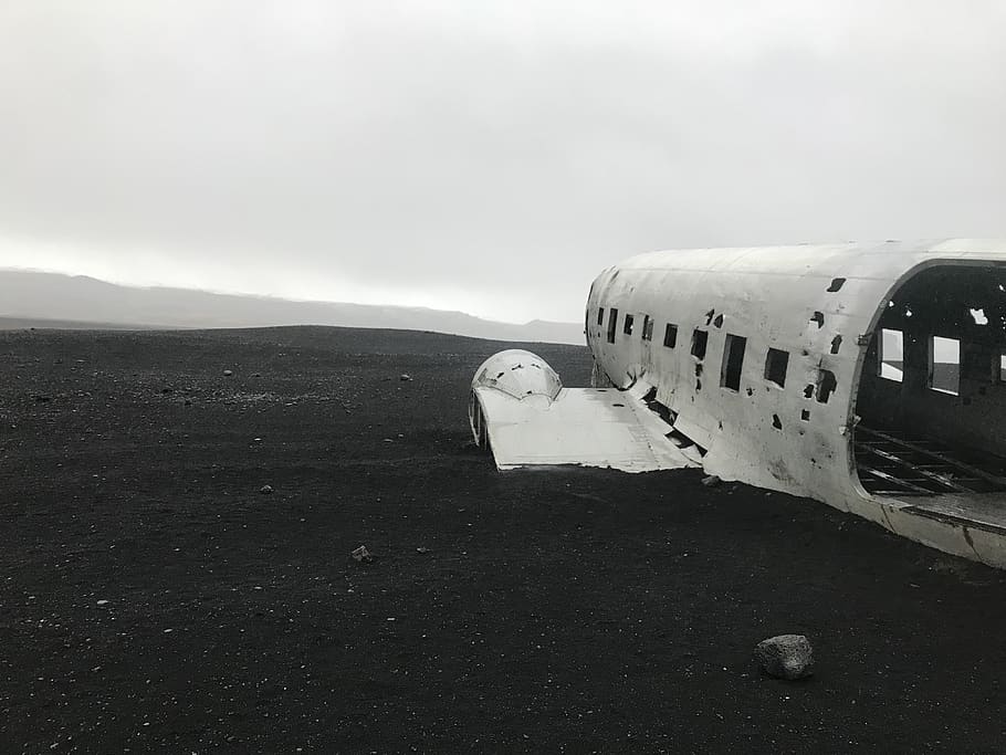 aircraft, wreck, iceland, black, white, adventure, rain, tristesse HD wallpaper