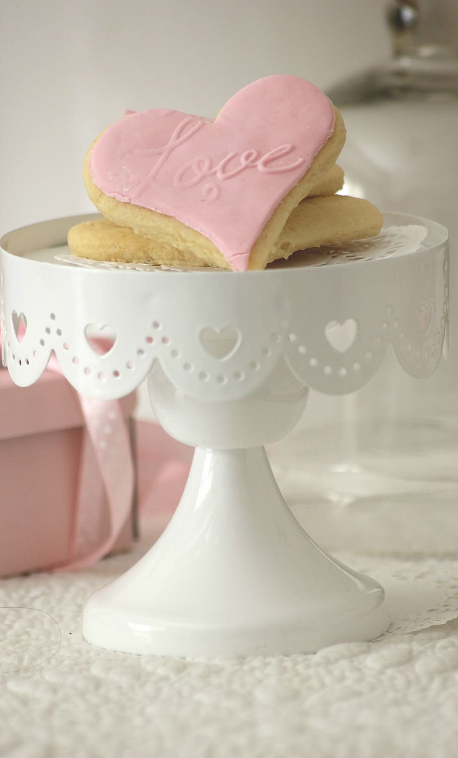 biscuits, shop, image, dessert, sweet food, food and drink HD wallpaper
