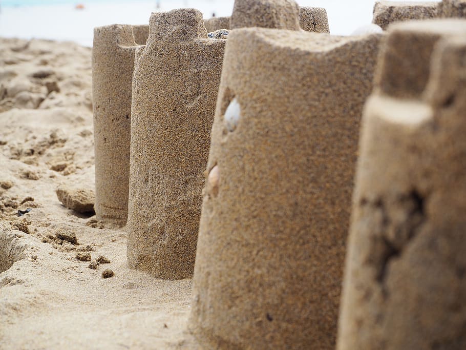 sand, sandburg, build, holiday, beach, sand sculpture, play HD wallpaper