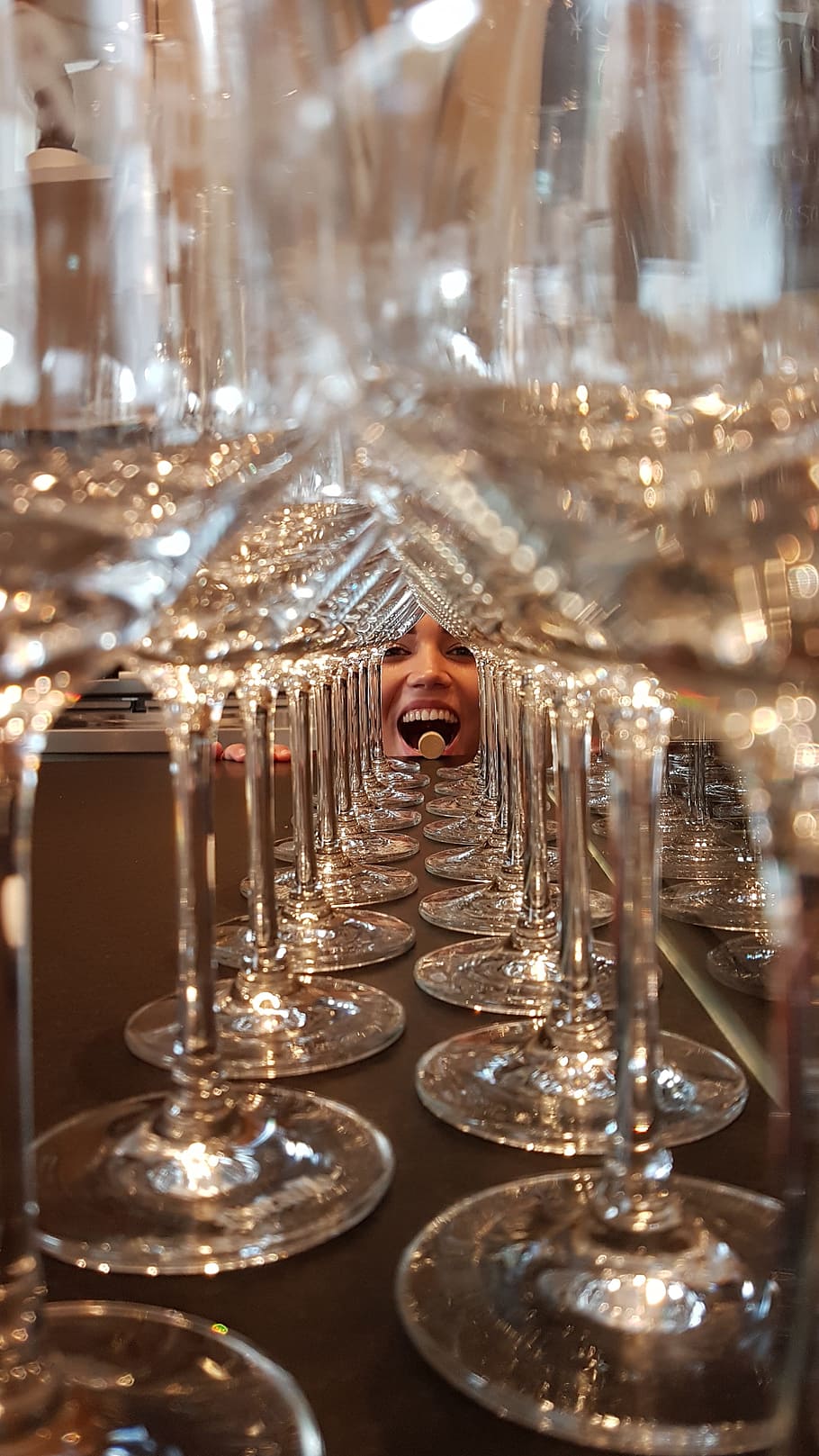 glasses, face, drinking games, fun, gastronomy, mouth, laugh HD wallpaper
