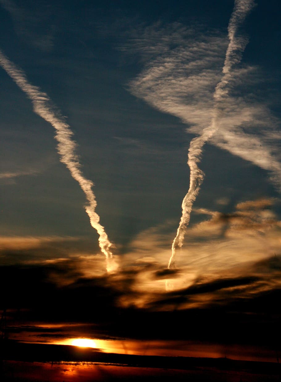 East, Dara, Red, Cloud, Night, sky, vapor trail, cloud - sky HD wallpaper
