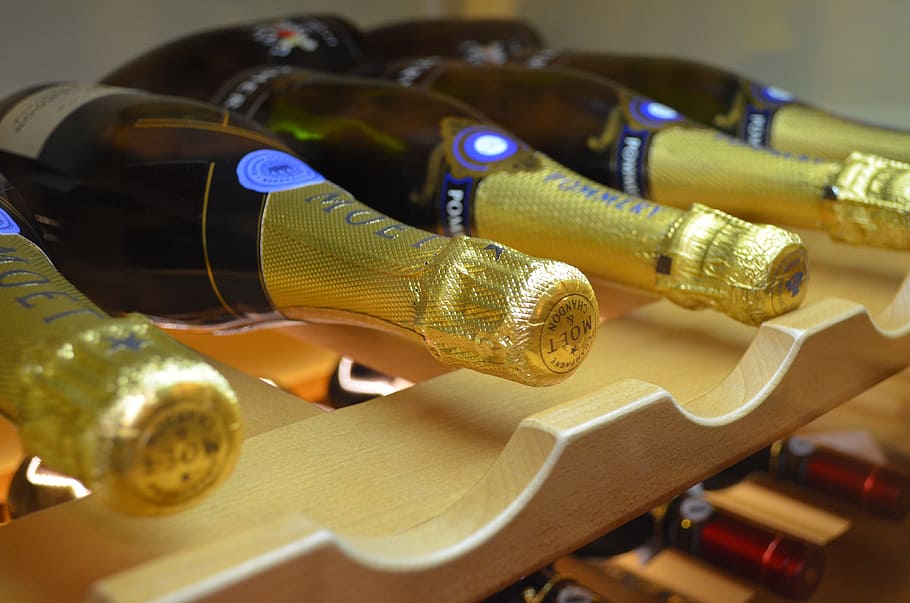 Sparkling Wine, Wine, Bar, Bottle, alcohol, bottles of wine, HD wallpaper