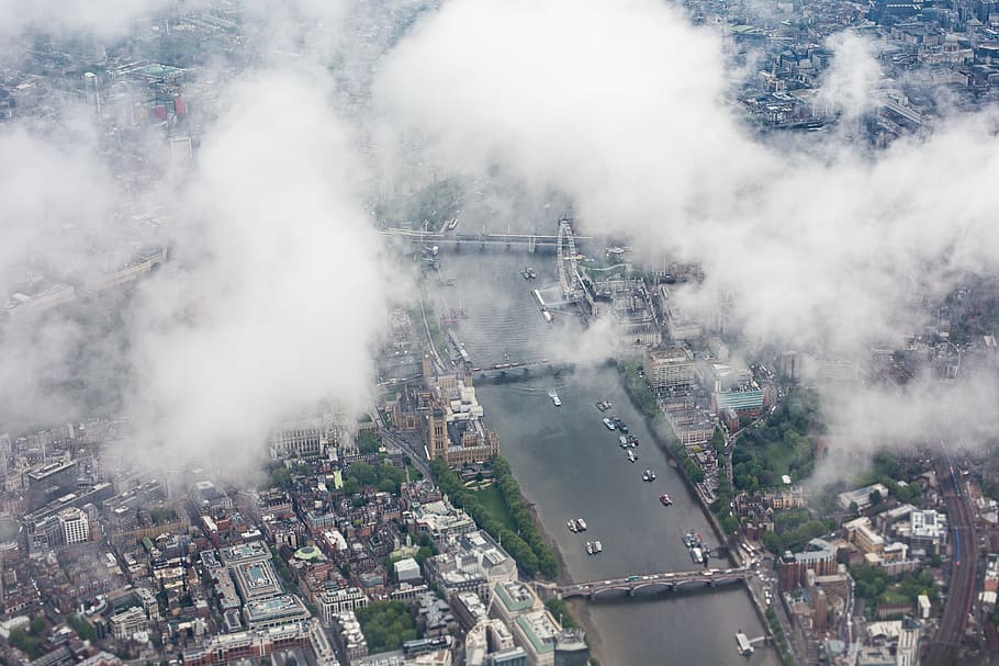 Center of London (UK) with London’s Eye from the Airplane, airplanes HD wallpaper