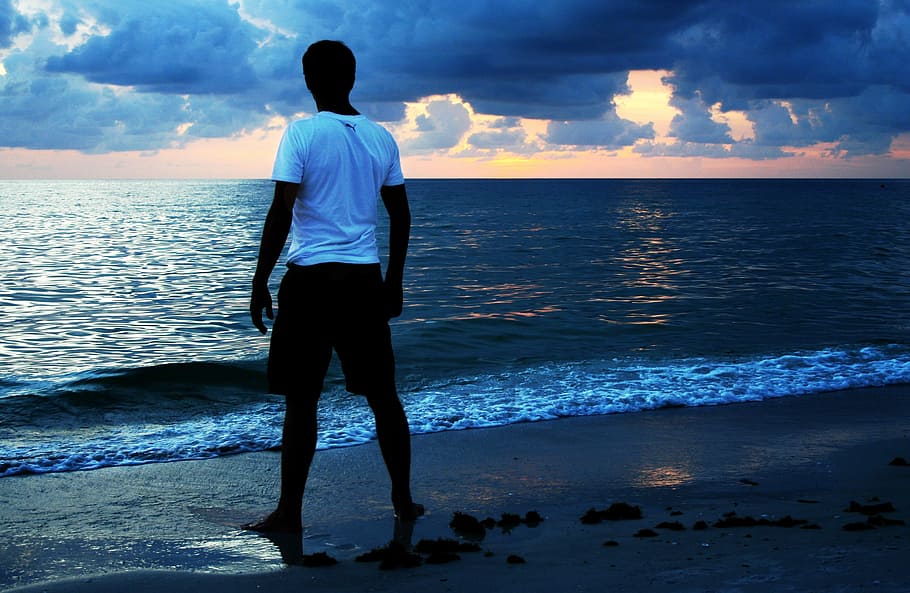 man, pose, sea, pretty, water, sky, beach, rear view, horizon over water HD wallpaper