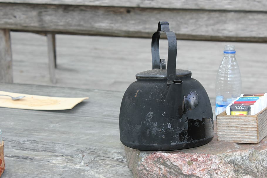 Coffeepot, Retro, no people, day, water, close-up, outdoors HD wallpaper