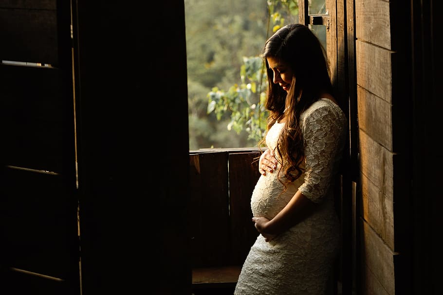 pregnant woman wearing sari dress, sun, sunlight, window, people HD wallpaper