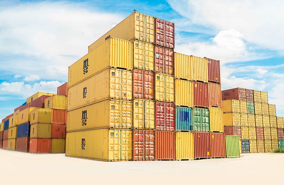yellow, red, and blue trailer containers under cloudy sky, van HD wallpaper