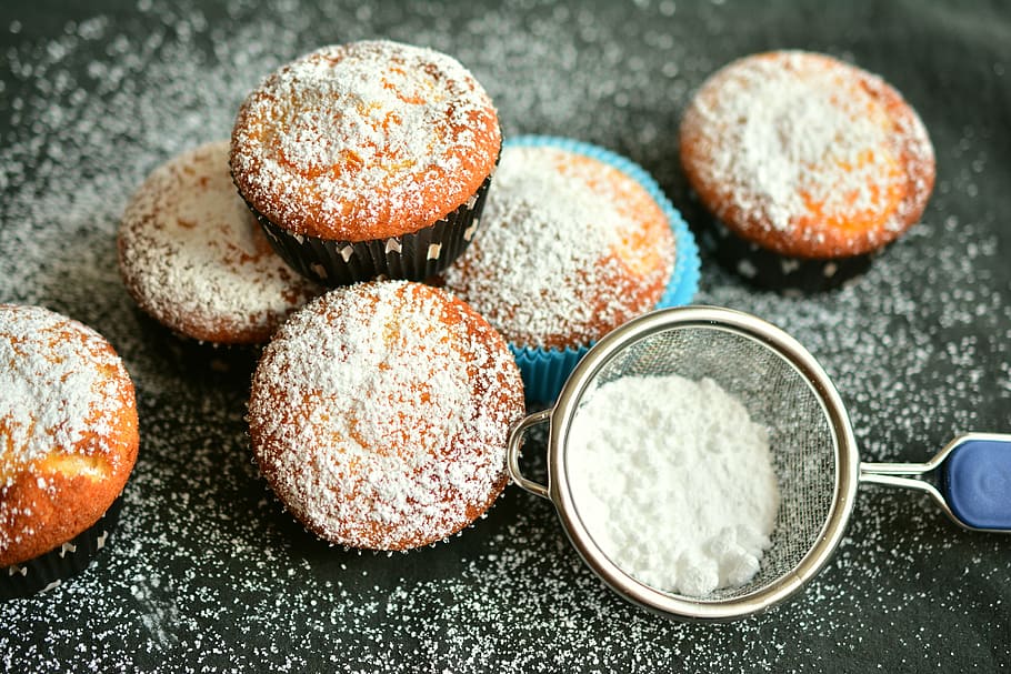 muffins poured with confectionate sugar, bake, cake, pastries HD wallpaper