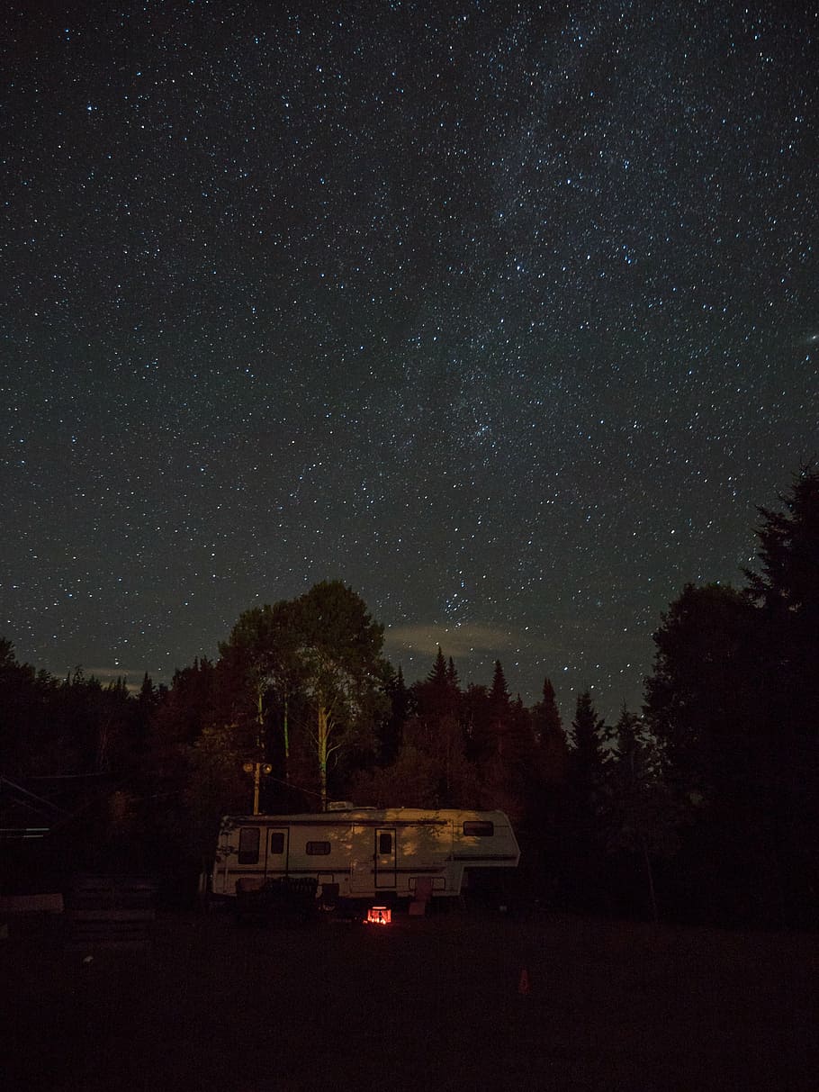 campervan, camping, cosmos, dark, night, silhouette, stars HD wallpaper