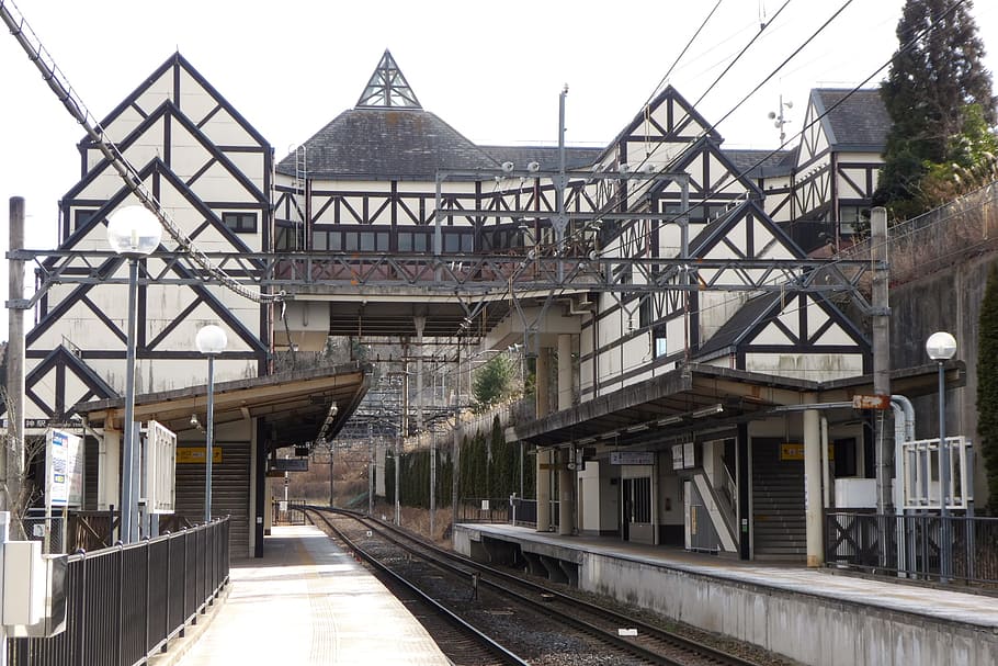 station, platform, building, rail, transport, japan, built structure HD wallpaper