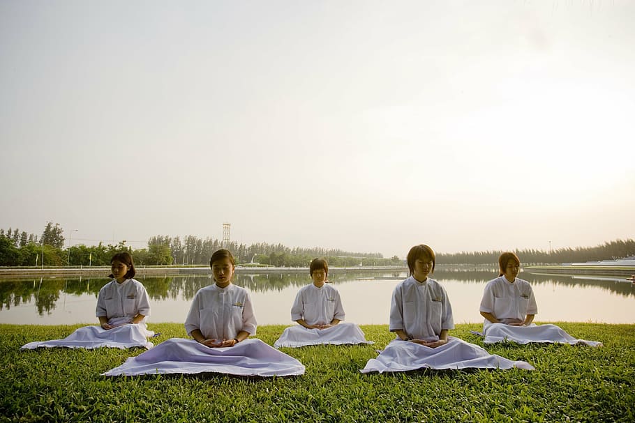 five women meditates near water, children, school, buddhists, HD wallpaper