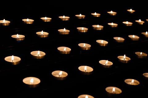tealight candle lot, memory, requiem, mourning, remembrance HD wallpaper