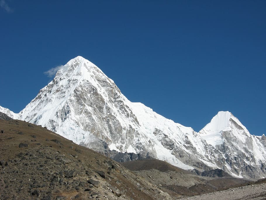 snow-capped mountain at blue hour, pumori, himalaya, everest trek, HD wallpaper