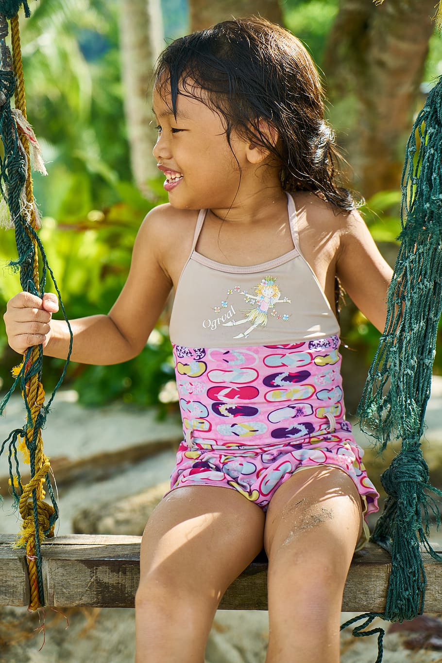 Child, Swing, Laugh, Beautiful, Smile, model, exposure, entertainment HD wallpaper
