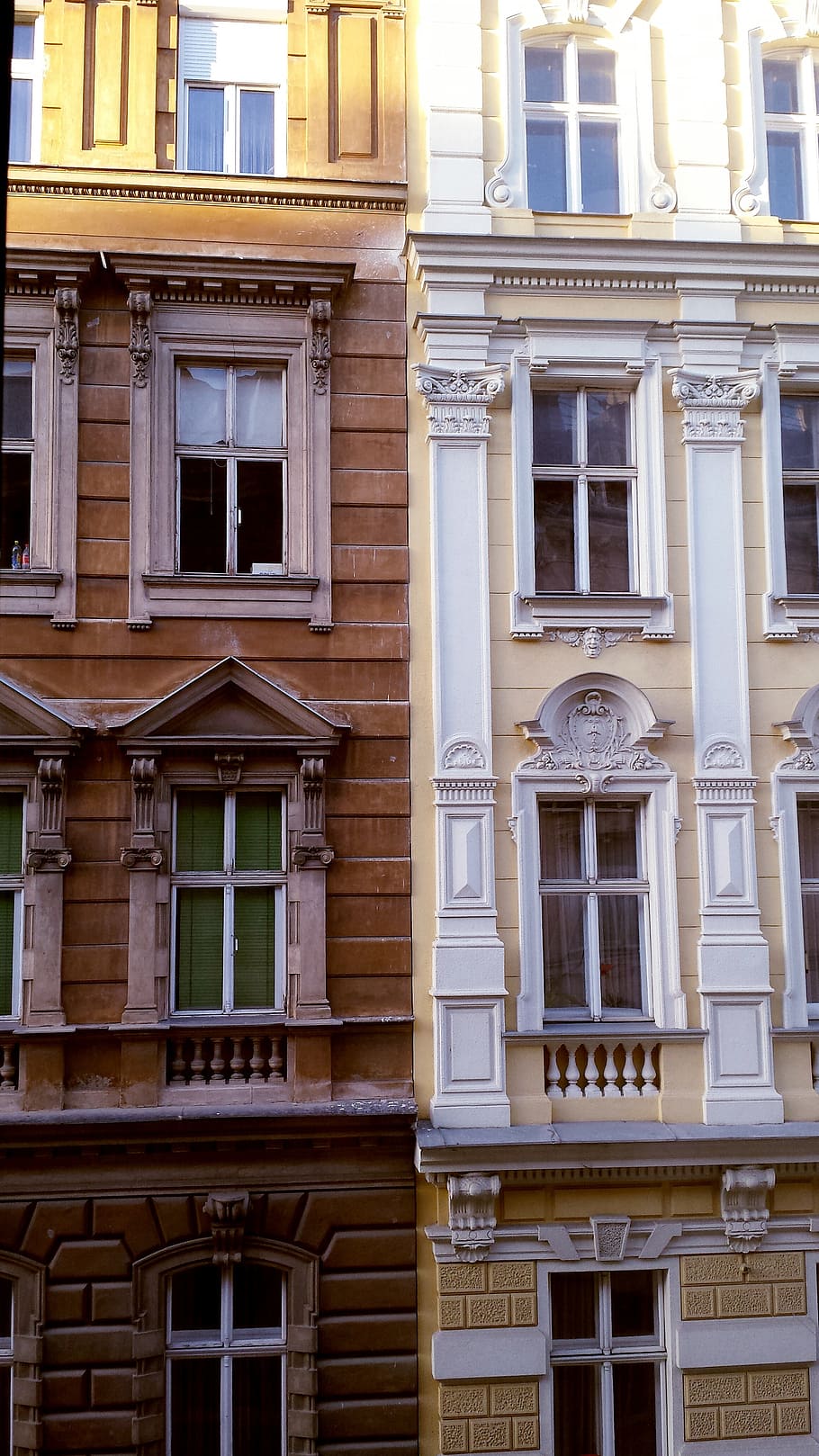 window, wall, facade, building, old, architecture, home, glass HD wallpaper