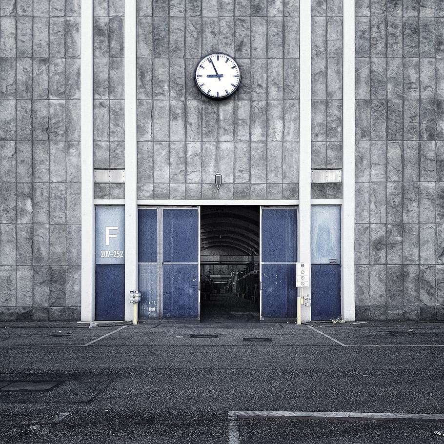 clock, analog, time, square, wholesale market, architecture HD wallpaper