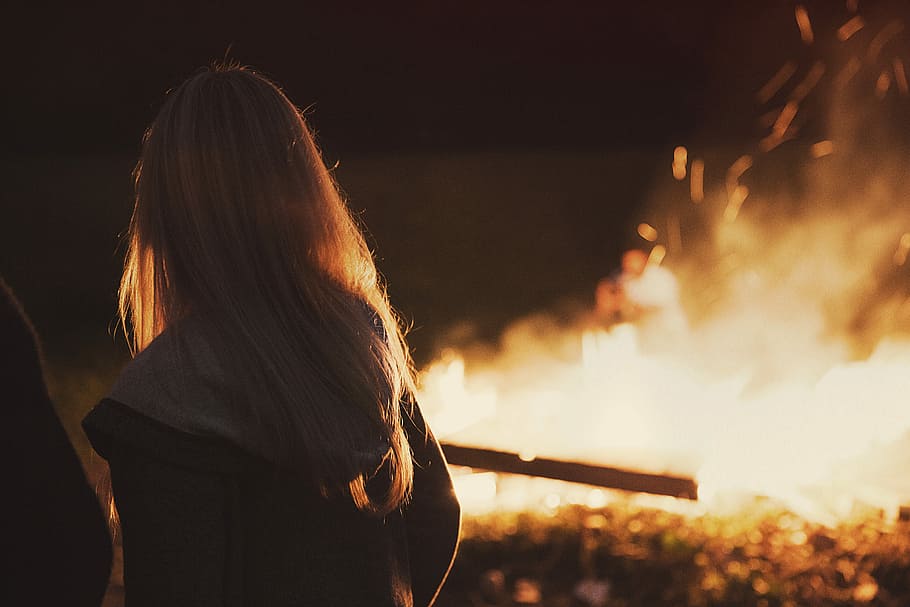 girl near fire, people, fire - Natural Phenomenon, flame, heat - Temperature, HD wallpaper