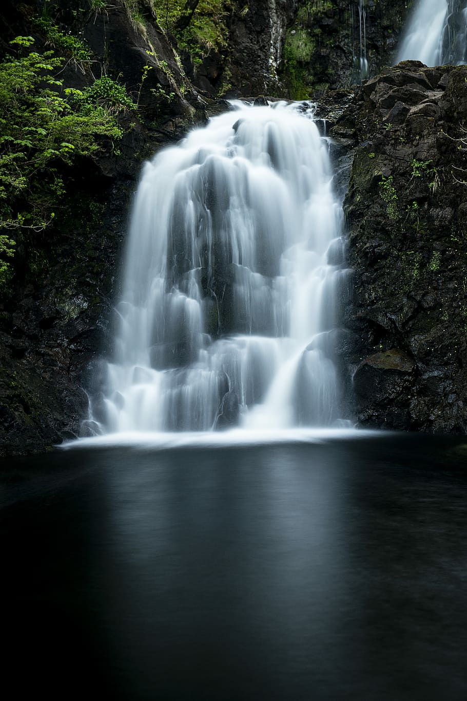 waterfall between brown soils, photo of waterfalls, lagoon, river HD wallpaper
