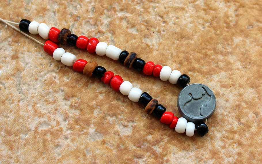 beads, dressing, bracelet, closeup, colors, souvenir rhino force HD wallpaper