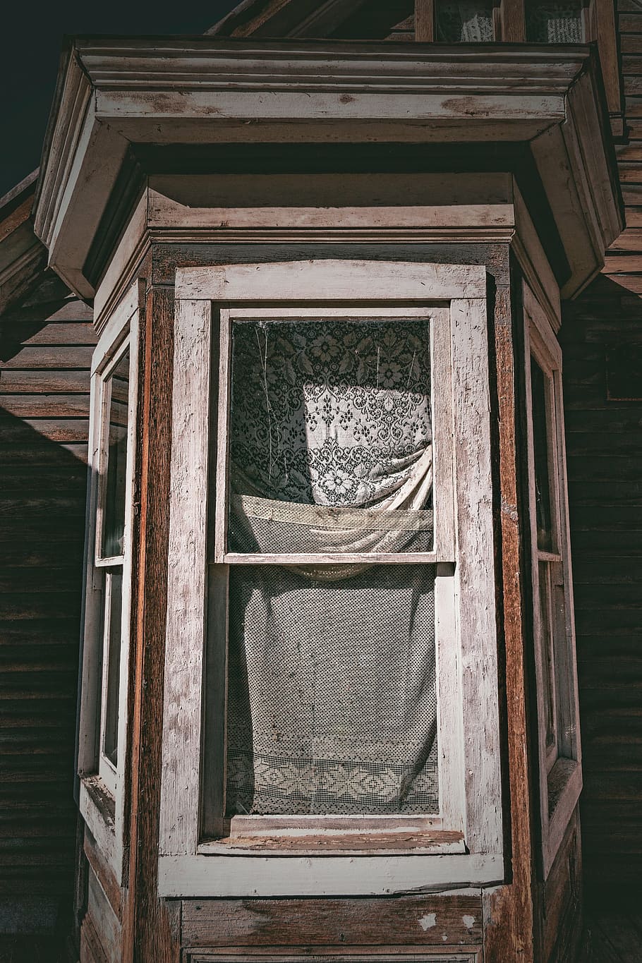 closed sash window, house, home, wood, curtain, old, architecture, HD wallpaper