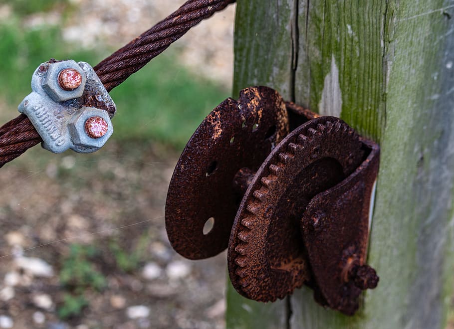 winch, old, rusted, weathered, rusty, cable, focus on foreground HD wallpaper