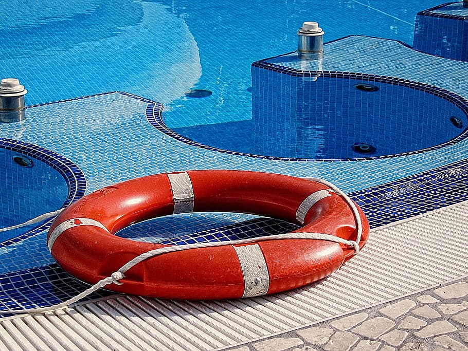 photo red inflatable life ring, pool, lifebelt, summer, holidays, HD wallpaper