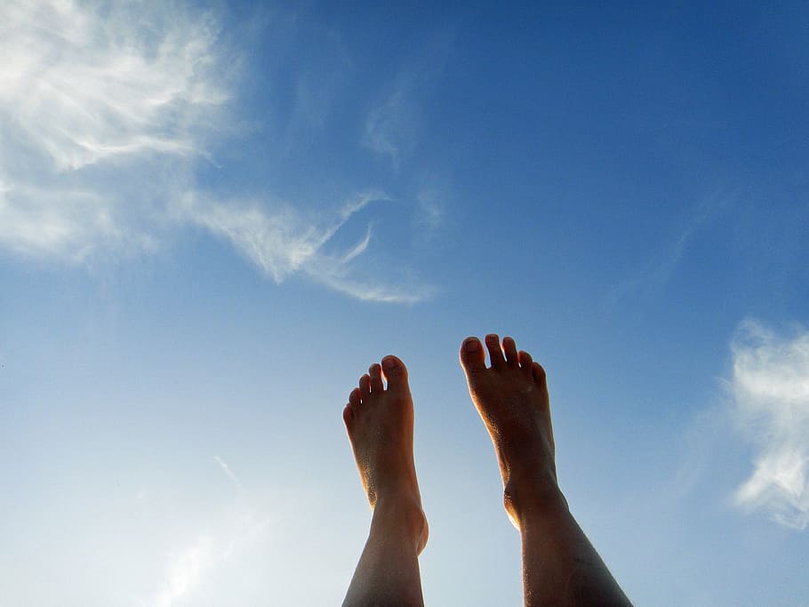 feet, sky, clouds, blue, summer, human body part, barefoot HD wallpaper