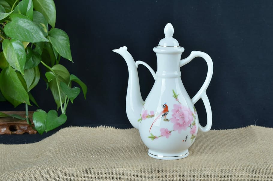 Pot, Flagon, Porcelain, Container, kettle, black background HD wallpaper