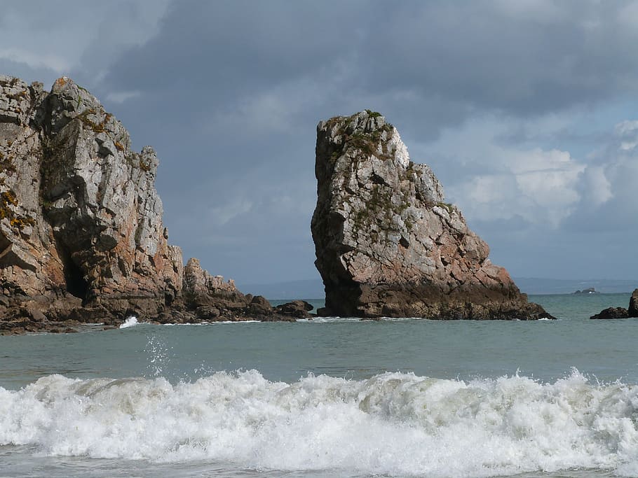 rock, surf, ocean, water, rock of ages, lapped, sea water, wave breaking HD wallpaper