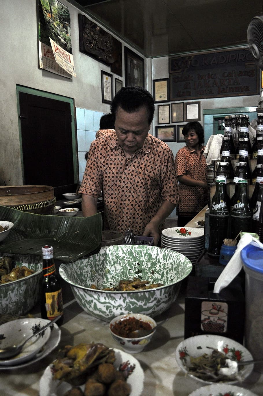 Cooking, Chef, Culinary, Food, old man, yogyakarta, java, indonesia HD wallpaper