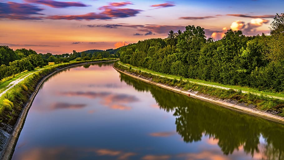 river in between green forest painting, abendstimmung, sunset HD wallpaper