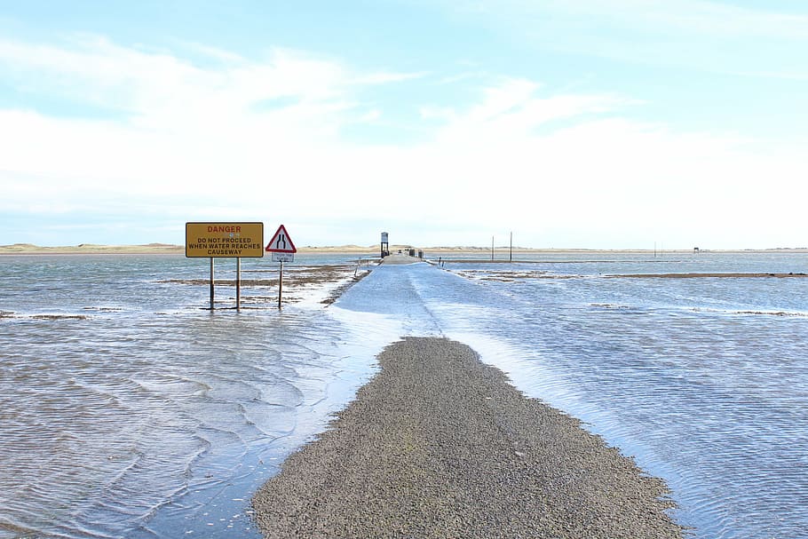 high tide water on the road, roadblock, hurdle, obstacle, mistake HD wallpaper