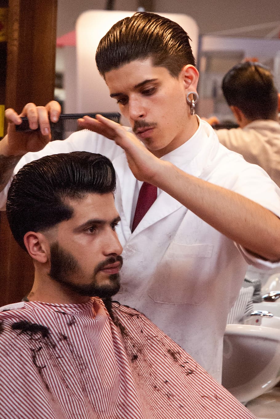 man holding black hair comb on man's hair, Hairdresser, Model