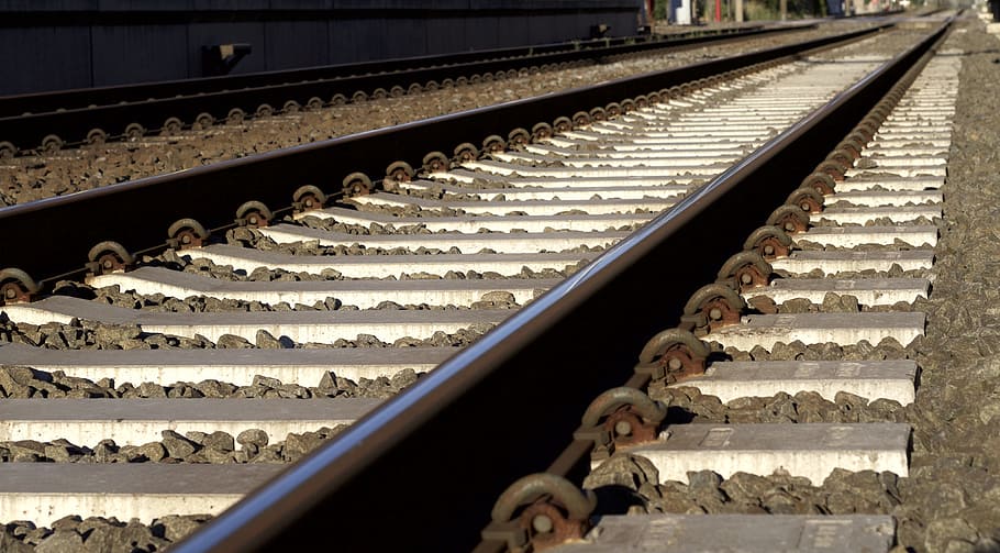 Black and Gray Metal Train Rail, close-up, railroads, rails, railway, HD wallpaper