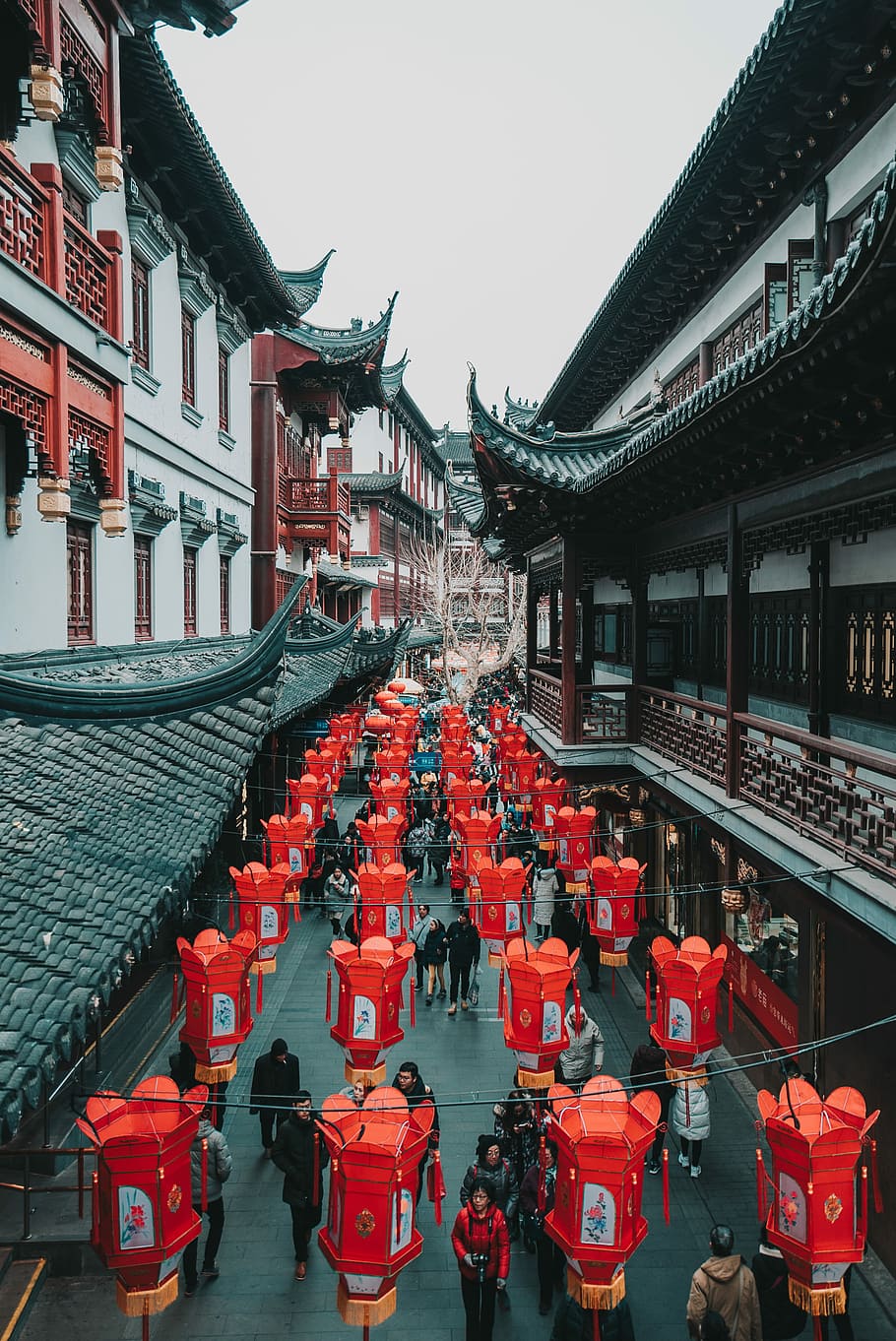 red paper lantern hanging, aerial photography of red paper lanterns, HD wallpaper