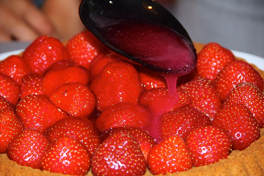 cake, strawberries, fruit, food, red, dessert, freshness, strawberry HD wallpaper