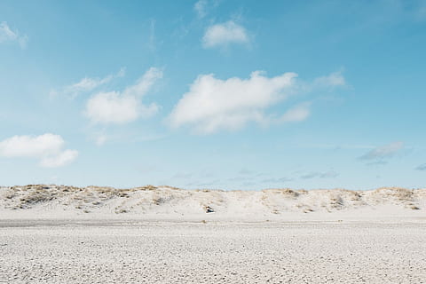 white plain under blue sky at daytime, white sand under cloud HD wallpaper