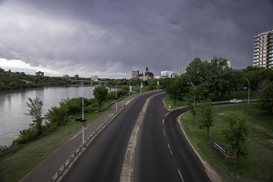 Dark Clouds over the roads in Saskatoon, canada, public domain HD wallpaper