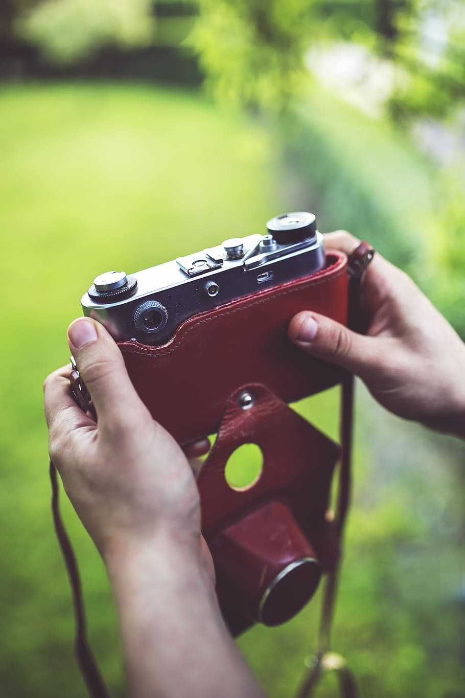 old, vintage, retro, camera, analog, fed, leather, photography HD wallpaper