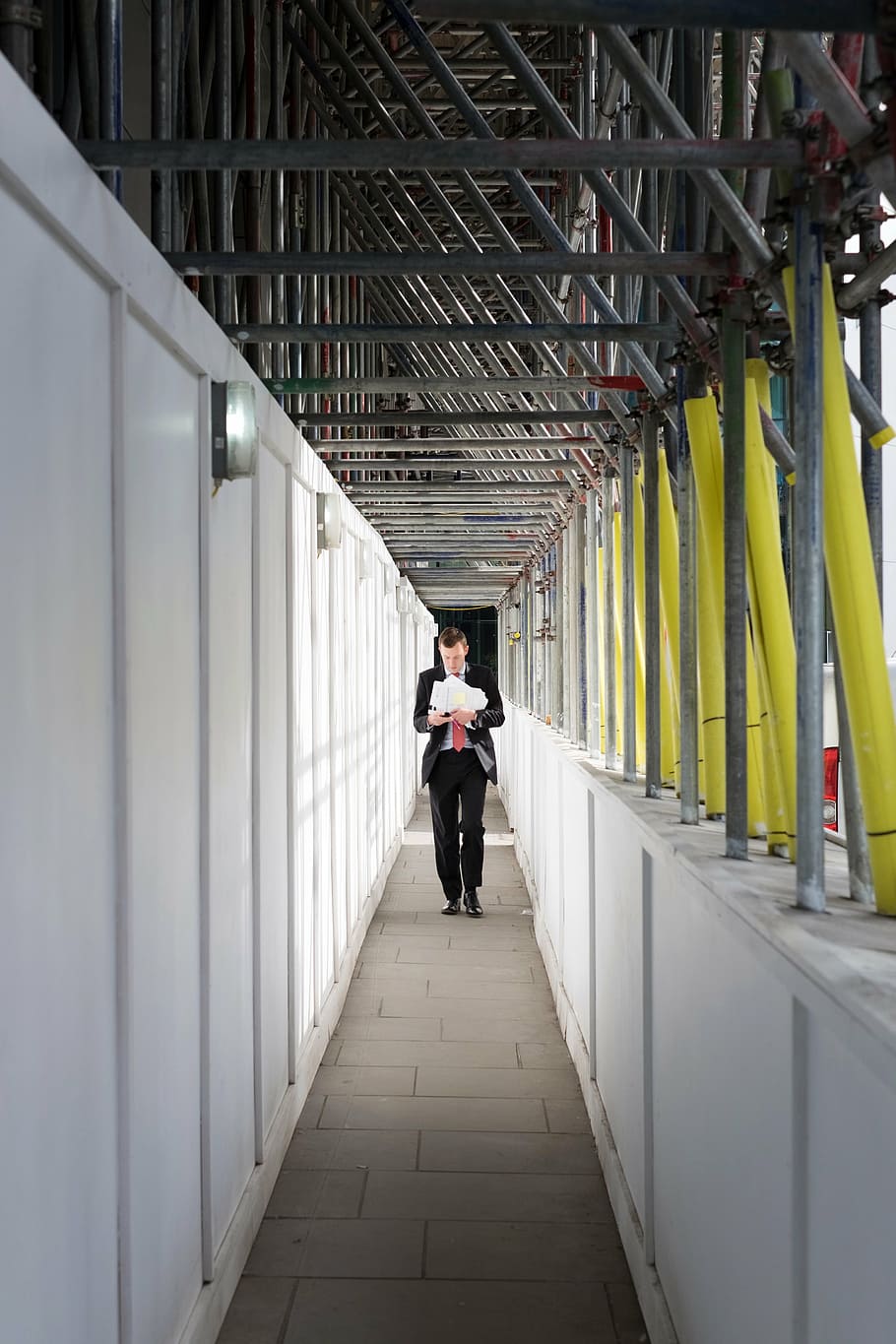 man walking on gray concrete pavement, standing, walls, railings HD wallpaper