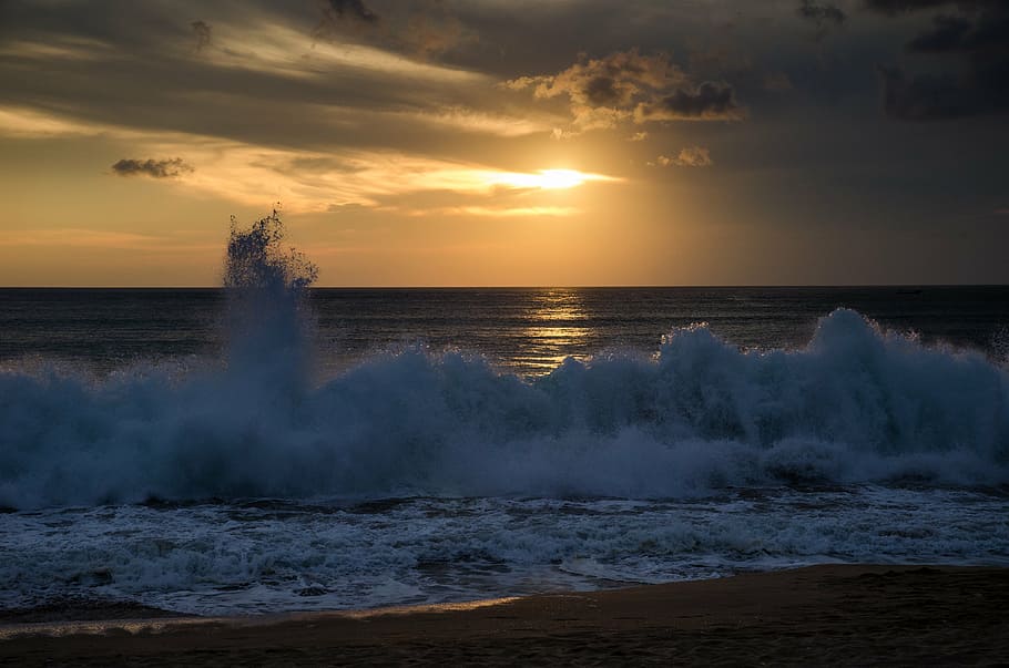 beach wave under sun, sea, waves, white, clouds, sunset, dusk HD wallpaper