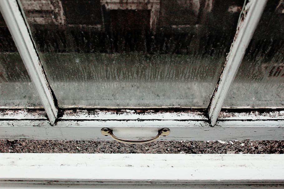 white window pane closed, white wooden windowpane handle, dirty HD wallpaper