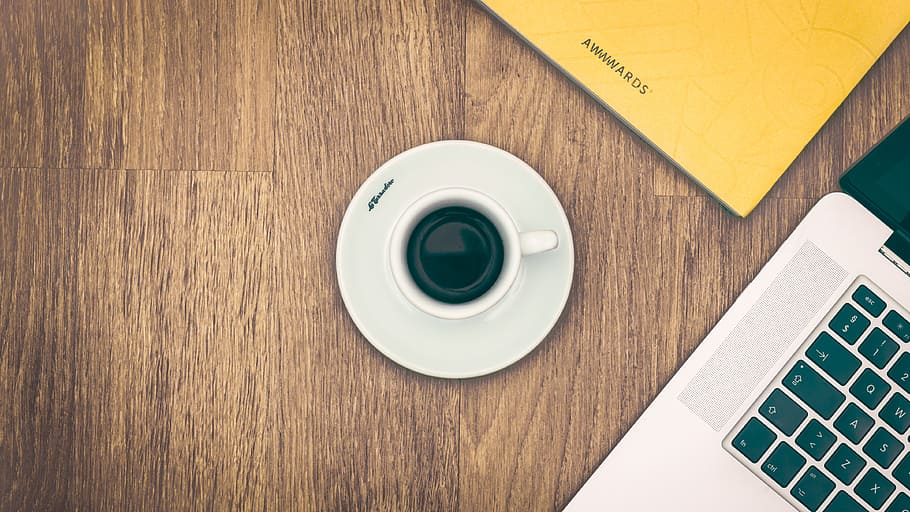 white ceramic teacup beside laptop, macbook, computer, technology HD wallpaper