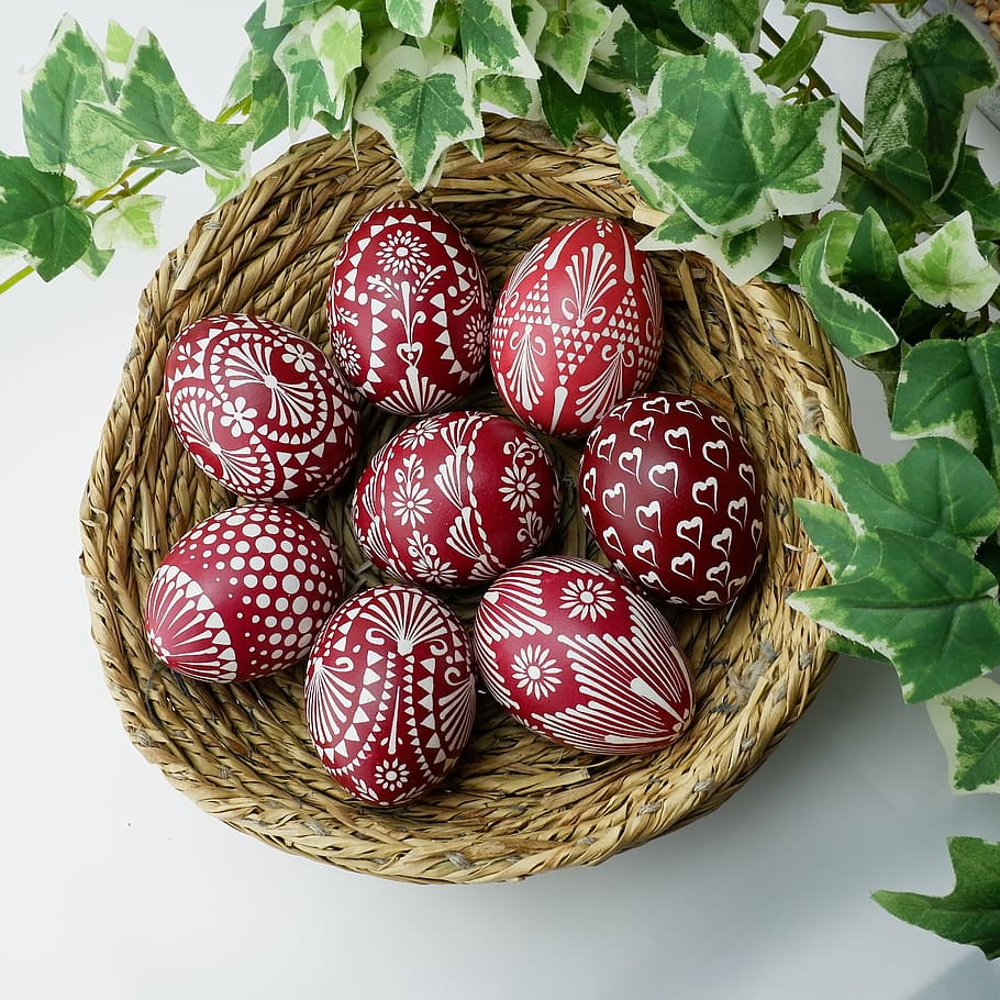 red-and-white painted eggs on basket, sorbian easter eggs, easter decoration, HD wallpaper