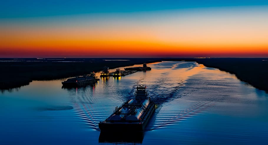 sunset near body of water, twilight, dusk, evening, ships, boats HD wallpaper